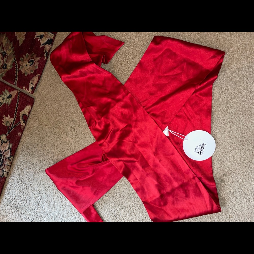 Princess polly red scarf top NWT